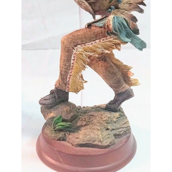 Vtg Statue Of Native American War Chief - Picture 4 of 9